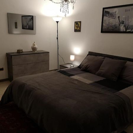 The Trip House - Between The Center And The Sea - Free Wifi And Jacuzzi Catania Exterior photo