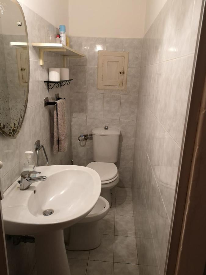 The Trip House - Between The Center And The Sea - Free Wifi And Jacuzzi Catania Exterior photo
